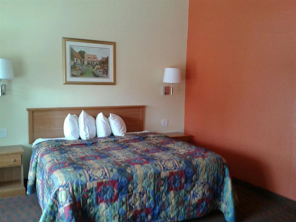 Stadium Motel Lubbock Room photo